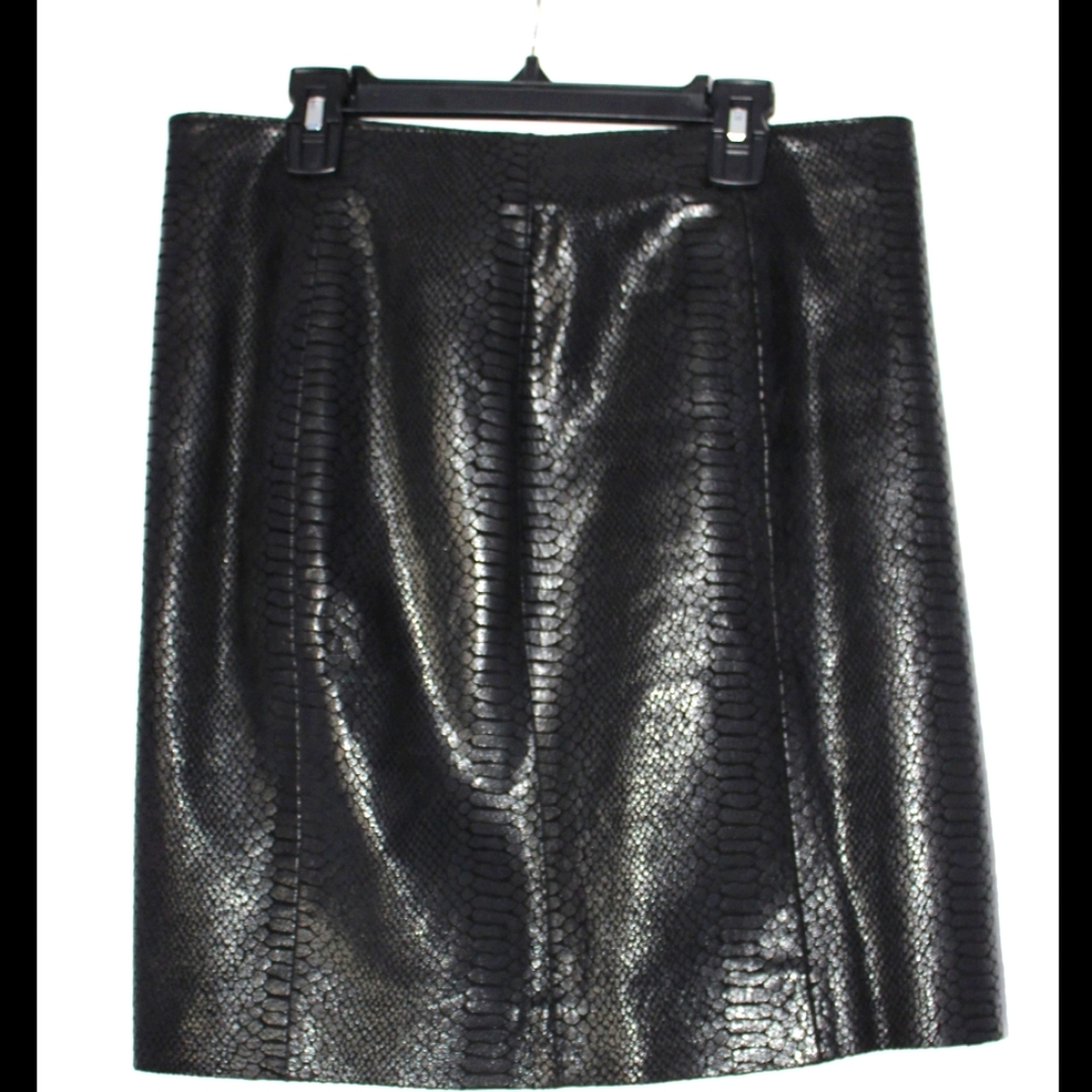 Thalian Genuine Leather Knee Length Skirt
